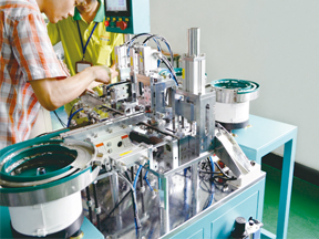 開關半成品自動化生產